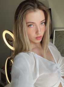 Фото проститутки Аня без предоплаты №2 в городе Томск