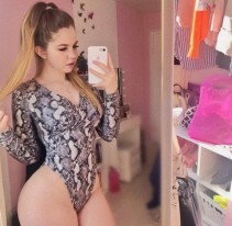 Фото проститутки Вика №3 в городе Томск