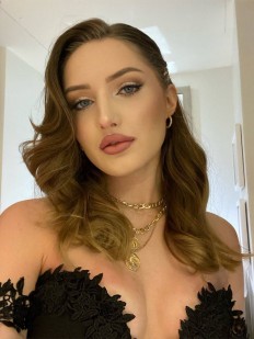 Фото проститутки Юля №1 в городе Томск